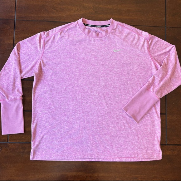 Nike Tops - Nike Running Dri-Fit Women’s Long Sleeve Shirt in Light Pink size XXL